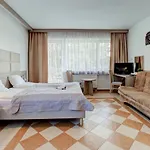 B&B Ambre Mare Pobierowo - Noclegi Ze Sniadaniem I Basenem 4*