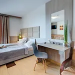 Couette-café Ambre Mare Pobierowo - Noclegi Ze Sniadaniem I Basenem 4*