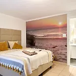 Couette-café Ambre Mare Pobierowo - Noclegi Ze Sniadaniem I Basenem