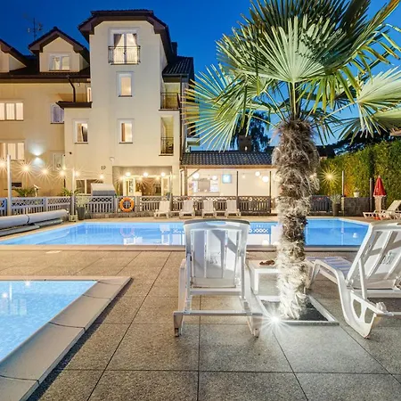 Ambre Mare - Wypoczynek Pod Palmami Pobierowo