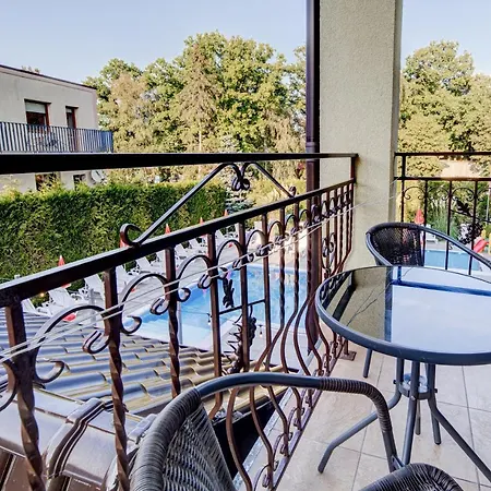 Frühstückspension Ambre Mare - Wypoczynek Pod Palmami 4*