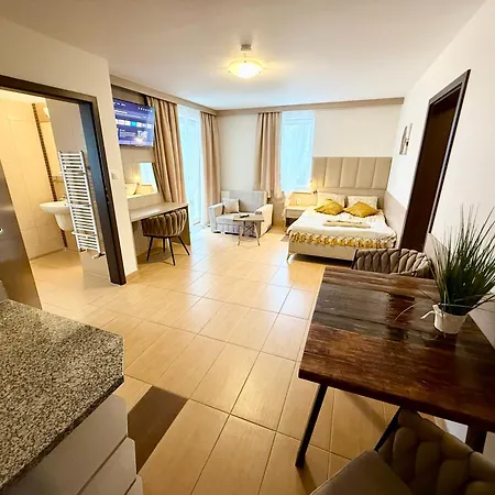 Ambre Mare Pobierowo - Noclegi Ze Sniadaniem I Basenem 4*