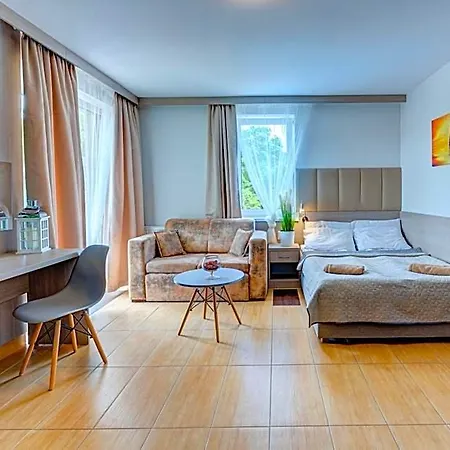 Bed and breakfast Ambre Mare - Ze Sniadaniem I Basenem 4*