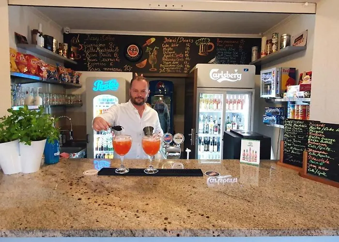 Ambre Mare - Wypoczynek Pod Palmami 住宿加早餐酒店 波别罗沃