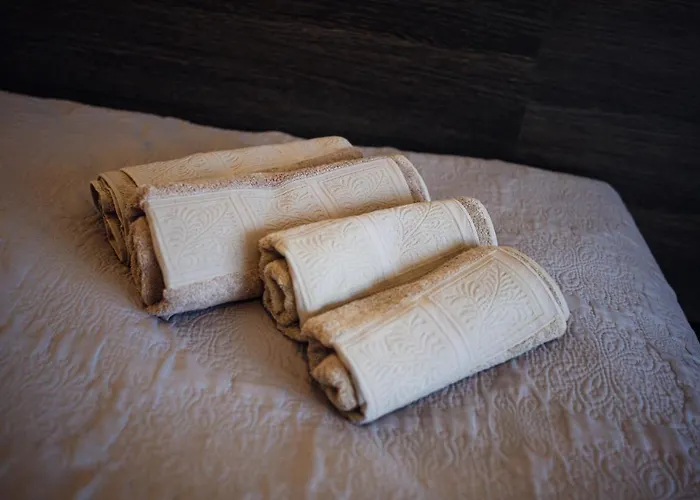 Ambre Mare - Wypoczynek Pod Palmami 住宿加早餐酒店 波别罗沃