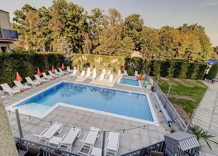 Ambre Mare - Wypoczynek Pod Palmami 住宿加早餐酒店