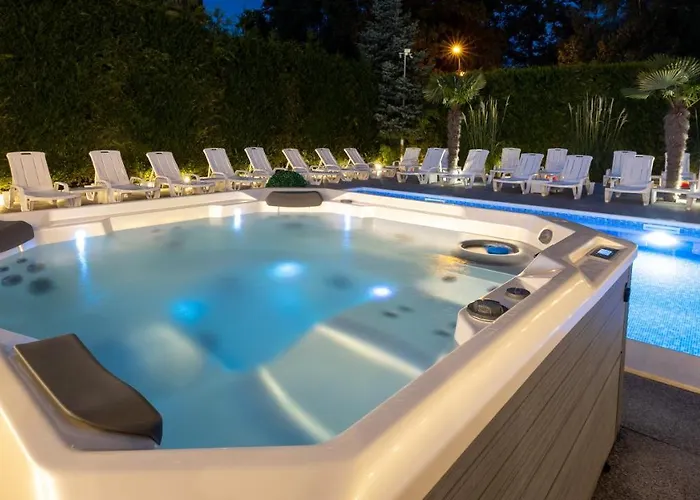 Bed & Breakfast Ambre Mare - Wypoczynek Pod Palmami Pobierowo