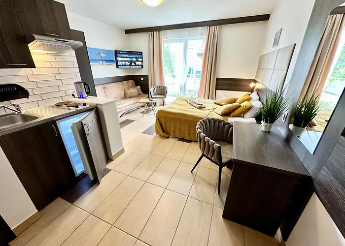 Ambre Mare - Wypoczynek Pod Palmami 住宿加早餐酒店 4*